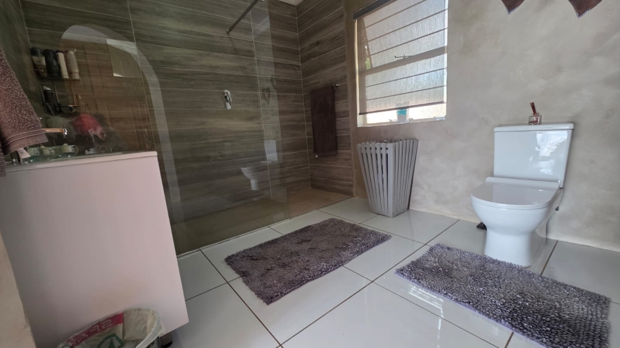 3 Bedroom Property for Sale in Wilkoppies North West